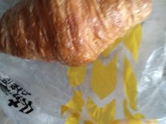 草莓牛角-味多美蛋糕(回龙观东大街店)