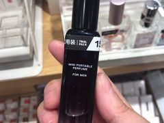 -名创优品(江南新地店)