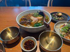 -SHAN山(前滩太古里店)