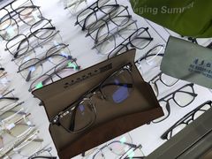 -潘多拉眼镜·蔡司依视路明月(潘家园店)