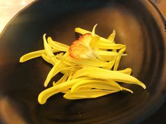 菊花花瓣-牧雲子·臻选云南菜 .商务宴请(泰然大厦店)