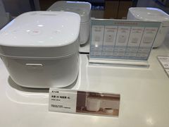 -小米之家(长宁中山公园龙之梦店)