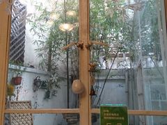 -燕庭·纯燕窝·甜品下午茶(南京西路店)