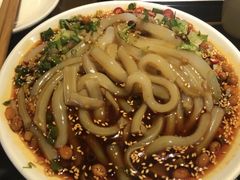 -张大胡子鱼头火锅酒楼(长益路店)