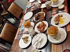 -四海一家自助餐(益田假日广场店)