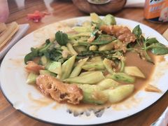 -美顺香食府鱼头老店(雪野湖店)