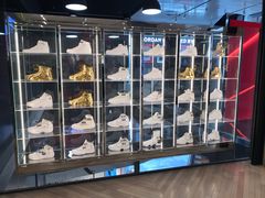 -Air Jordan(世贸天阶店)