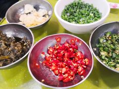 -颜氏双江清水鱼一养身火锅(磁器口店)