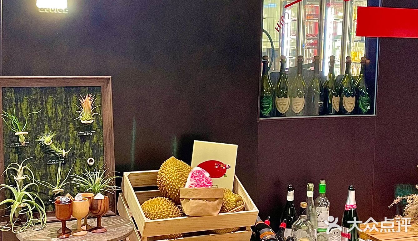 🏙️坐拥城央美景的露台bistro
