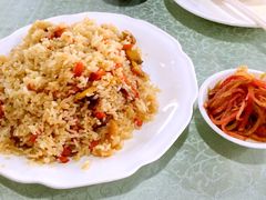 手抓饭-巴扎美食·新疆菜·西域歌舞表演餐厅(新疆大厦店)