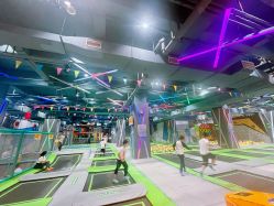 -反弹蹦床公园·亲子乐园·团建·派对(尚品奥莱店)