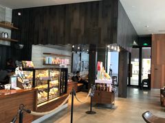 面包甜点陈列柜-星巴克臻选(广州高德置地秋广场店)