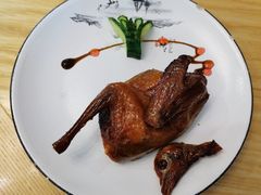 岭南脆皮乳鸽-德胜轩正宗顺德菜(宝安沙井会展中心店)