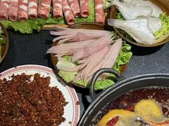 -重庆故事姊妹老火锅(财经学院店)