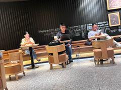 -星巴克臻选(国贸商城首店)