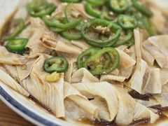 -银峰农庄·特色烧鸡·鲜无花果浸鸡