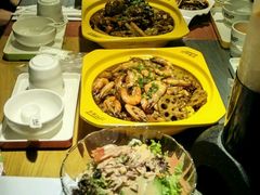 -多嘴肉蟹煲(万达店)