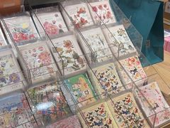 -猫的天空之城概念书店(印象城购物中心店)