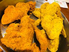 -BHC炸鸡(明洞总店)