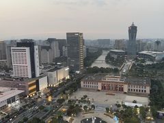 -Hi City·城市之巅