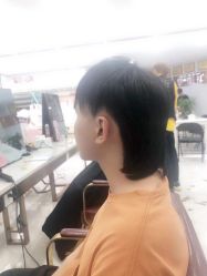 -镁连社·美联社