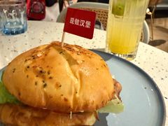 -必胜客(海滨店)