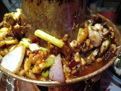-老城区炭火蛙锅(永业购物中心店)