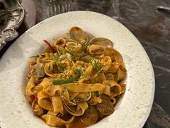 -LESCEDARS Brasserie Bistro香柏树