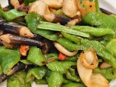 -万龙洲海鲜(大兴绿地缤纷城店)