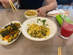 -阿九笨鸡蛋手擀面(总店)