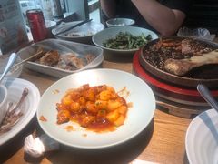 -蜜桃餐厅·伴山(湖滨商业街店)