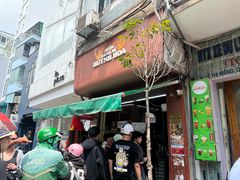 -Bánh Mì Huynh Hoa