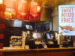 -The Habit Burger Grill 哈比特汉堡(爱琴海店)
