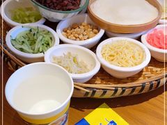 -包整·丝娃娃(一览甲秀楼风景店)