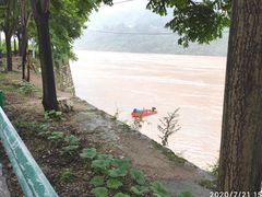 -三峡大坝旅游区交通票售票处-地面停车场
