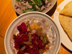 -大众跷脚牛肉馆·非遗传承单位(峨眉山店)