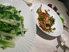 -滩外滩·本帮江浙菜(新天地店)