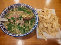 -八百里牛肉汤(盖饭·锅贴·万象城店)