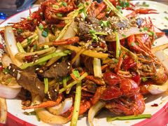-乡土黄·鲜牛肉火锅·小龙虾(兴业街店)
