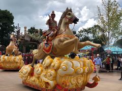 -七彩云南欢乐世界