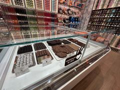 -VENCHI 闻绮(上海佛罗伦萨小镇店)