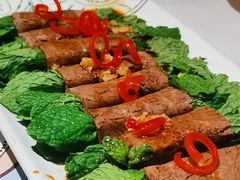 薄荷牛肉卷-云海肴·汽锅鸡·云南菜(高德置地店)