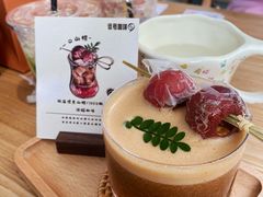 -逗号咖啡(信义荔山公馆店)