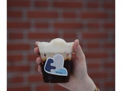-HUGS coffee(东区店)