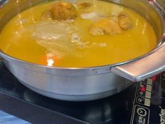 -鲜入围煮花胶鸡海鲜火锅
