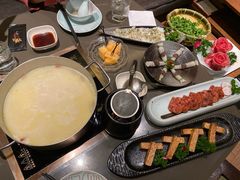 -捞王锅物料理(上海世茂广场店)