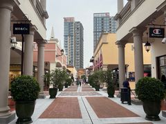 -佛罗伦萨小镇广佛名品奥特莱斯(疏港路店)