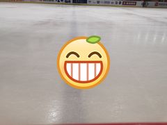 -冠军冰场(环球中心店)