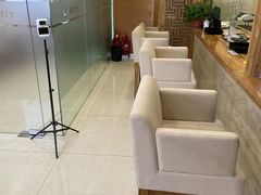 -华夏典当行(龙德广场店)