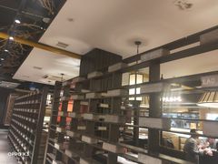 -野山舂·贵州现舂酸汤牛肉(民生路店)